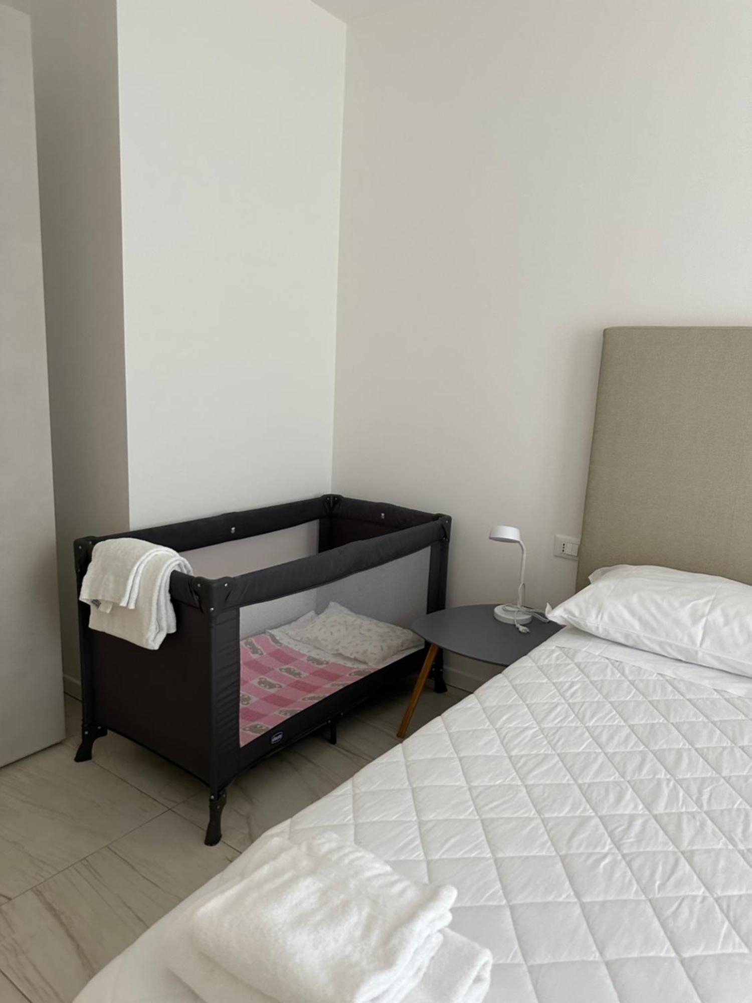 Beach Palace With Small Swimming Pool, Private Beach, Parking Lido di Jesolo Eksteriør bilde