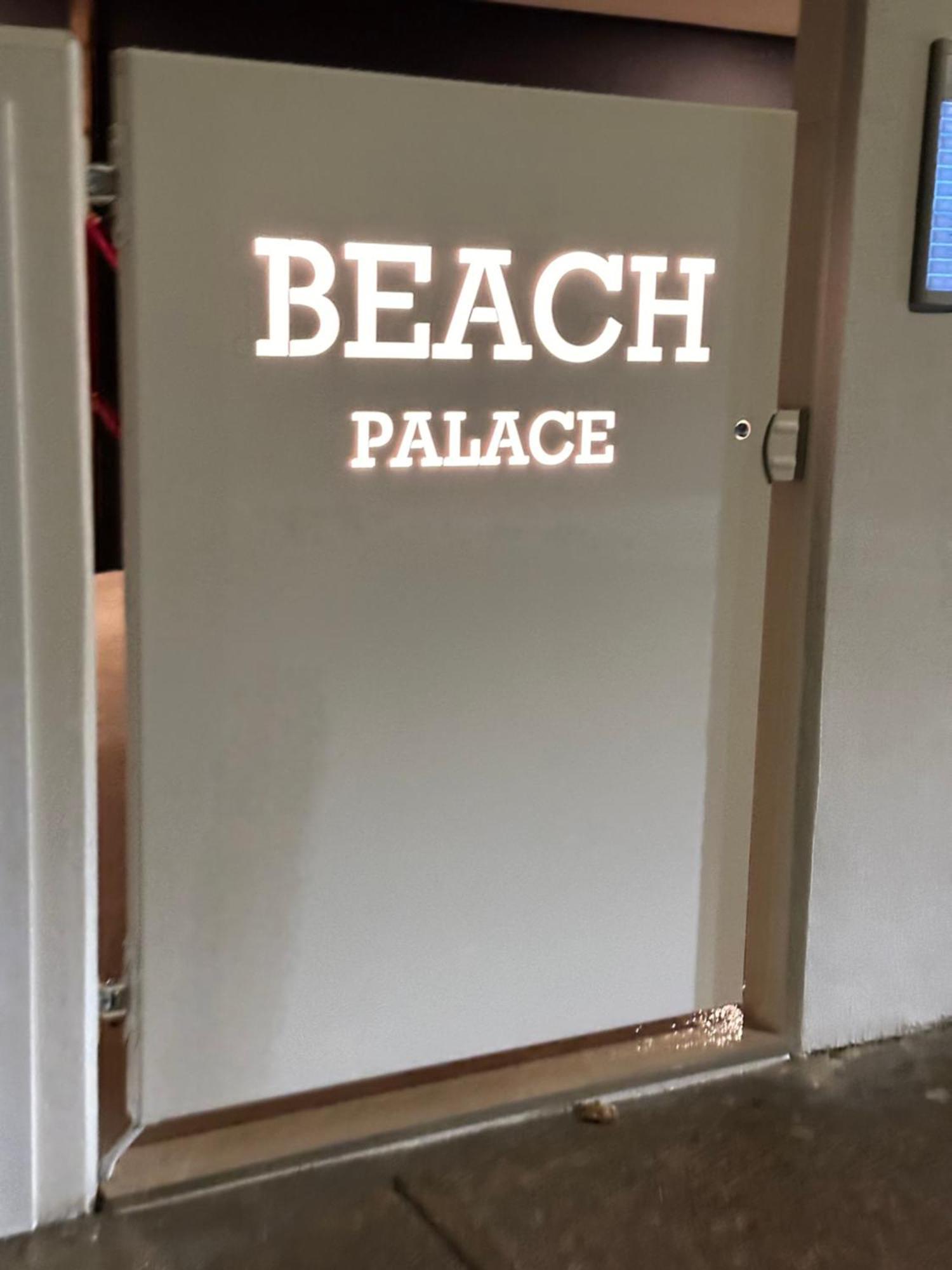 Beach Palace With Small Swimming Pool, Private Beach, Parking Lido di Jesolo Eksteriør bilde