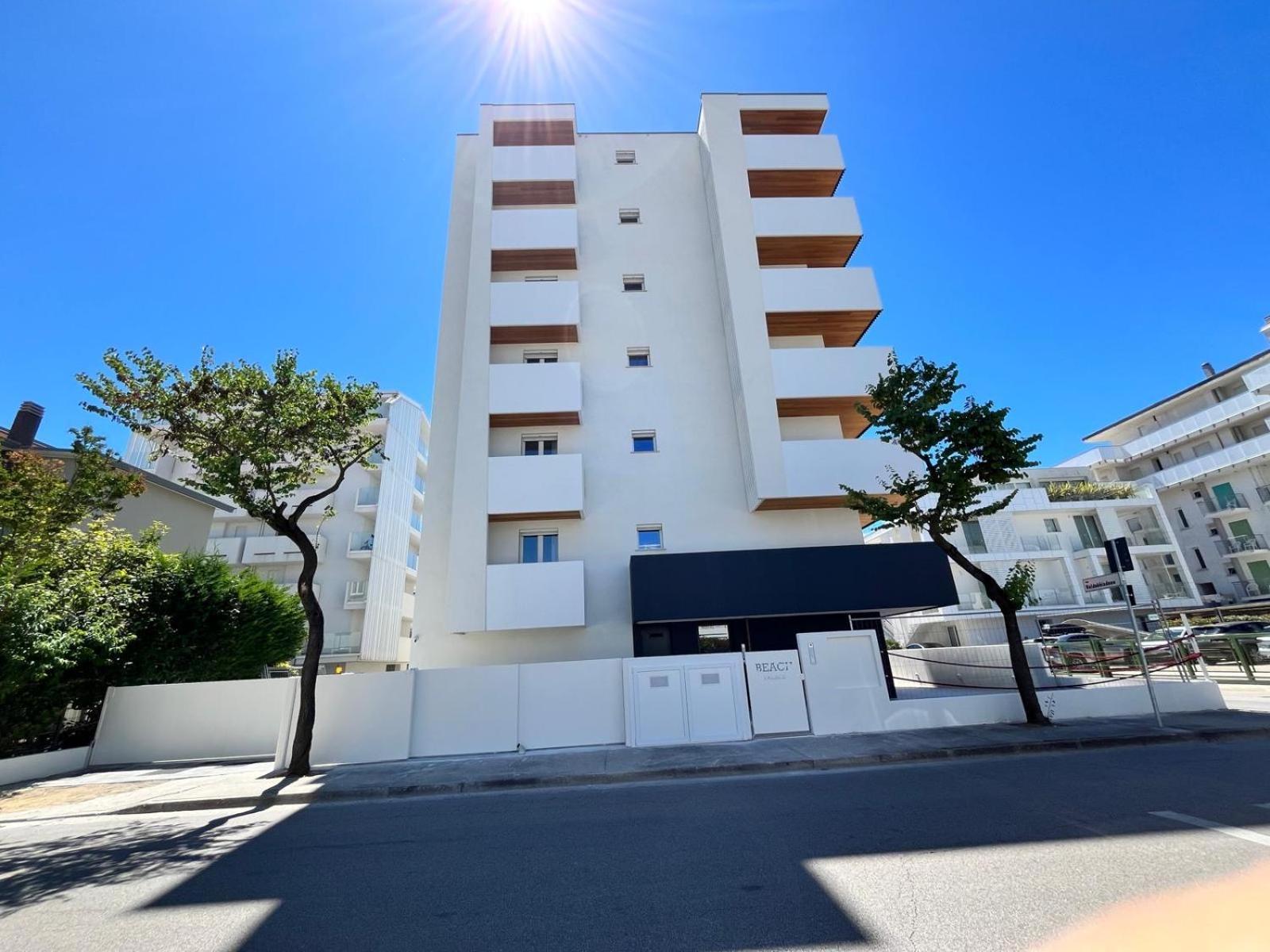 Beach Palace With Small Swimming Pool, Private Beach, Parking Lido di Jesolo Eksteriør bilde