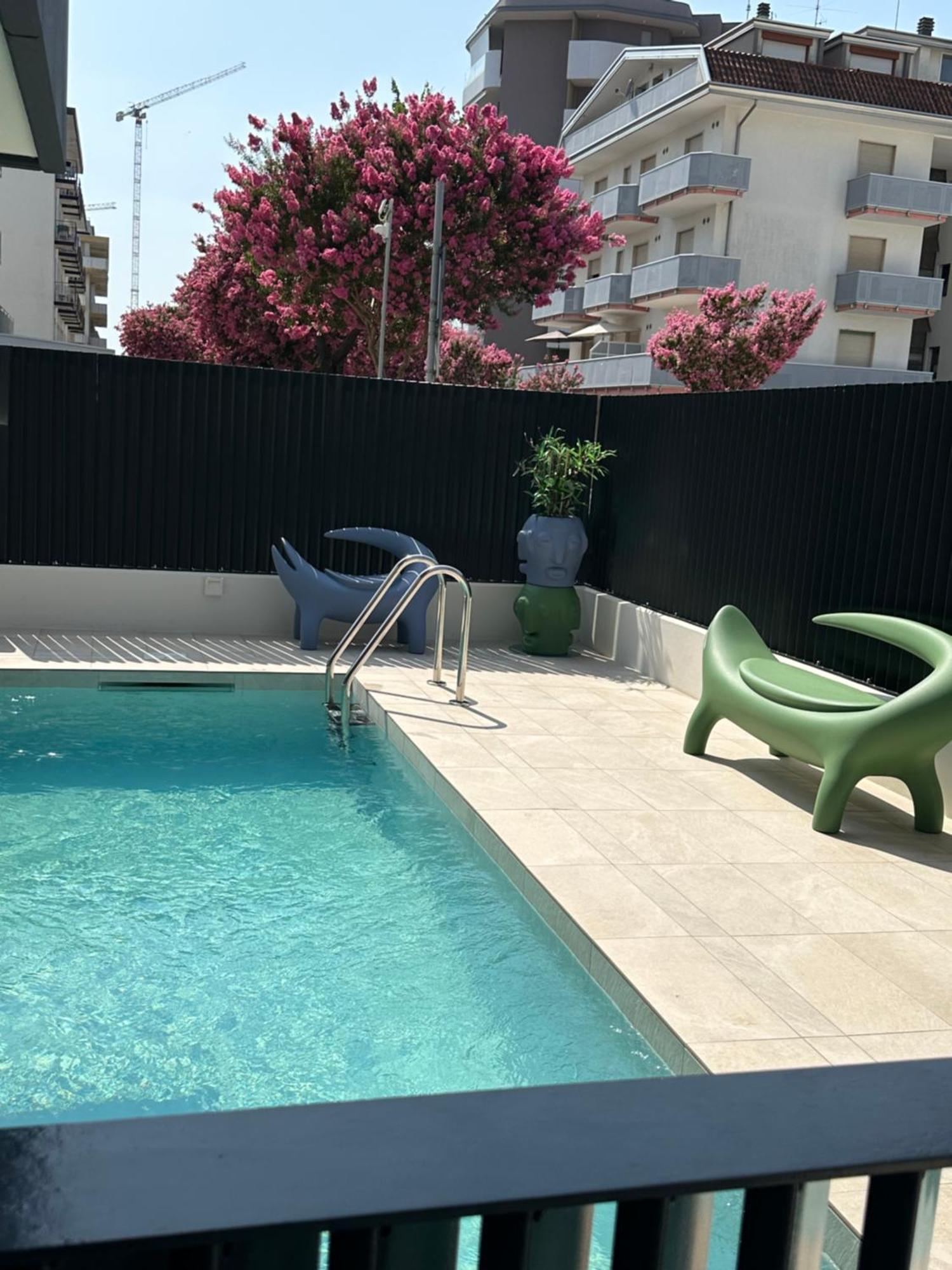 Beach Palace With Small Swimming Pool, Private Beach, Parking Lido di Jesolo Eksteriør bilde