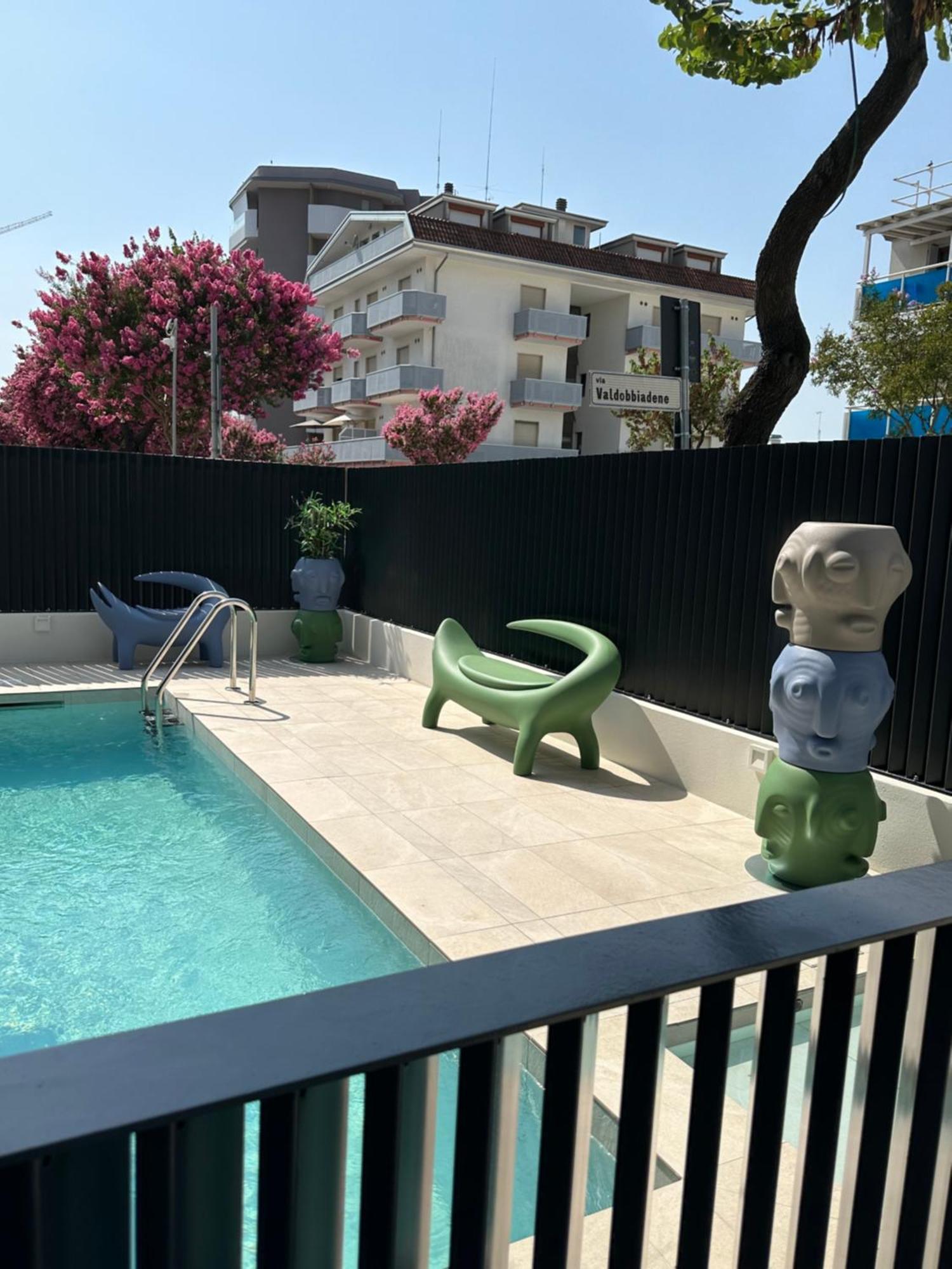 Beach Palace With Small Swimming Pool, Private Beach, Parking Lido di Jesolo Eksteriør bilde